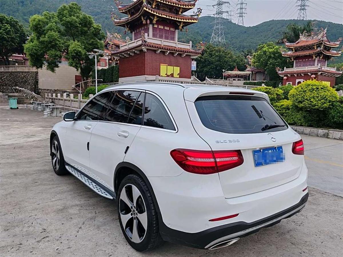 奔驰 奔驰GLC  2018款 改款 GLC 300 4MATIC 动感型图片