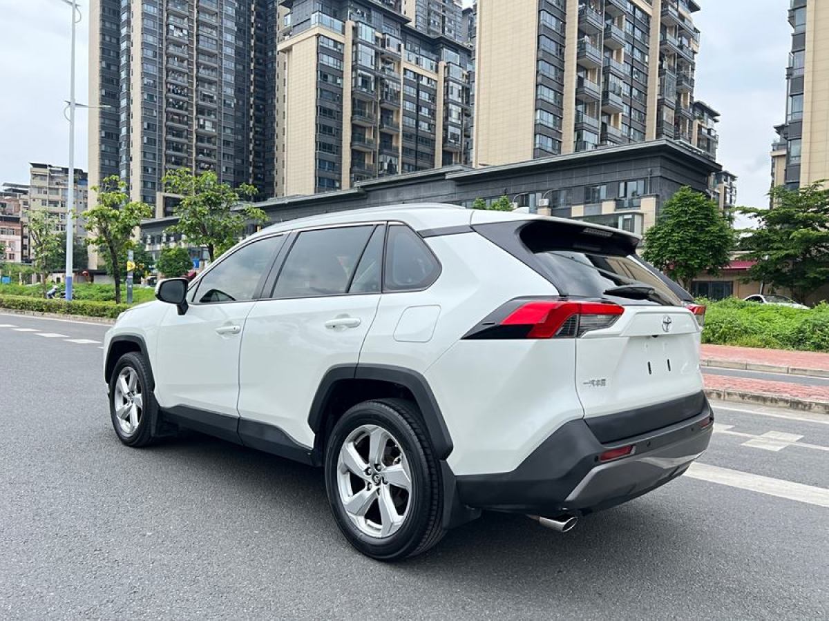 豐田 RAV4榮放  2021款 2.0L CVT兩驅(qū)風(fēng)尚版圖片