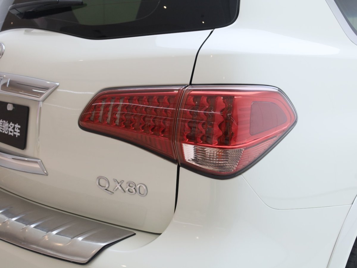 英菲尼迪 QX80  2016款 5.6L 4WD圖片