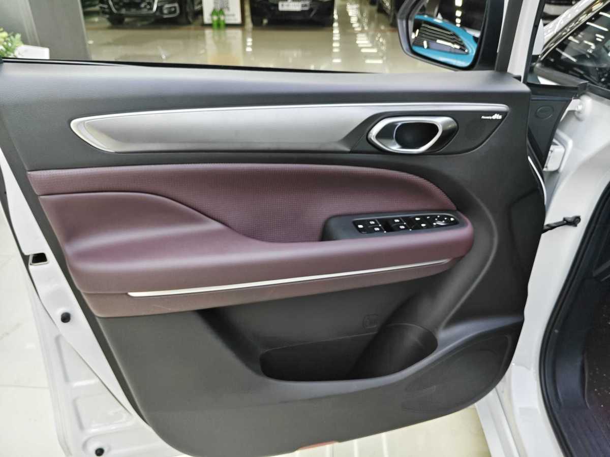 2023年4月廣汽傳祺 M6  2023款 PRO 270T DCT豪華版