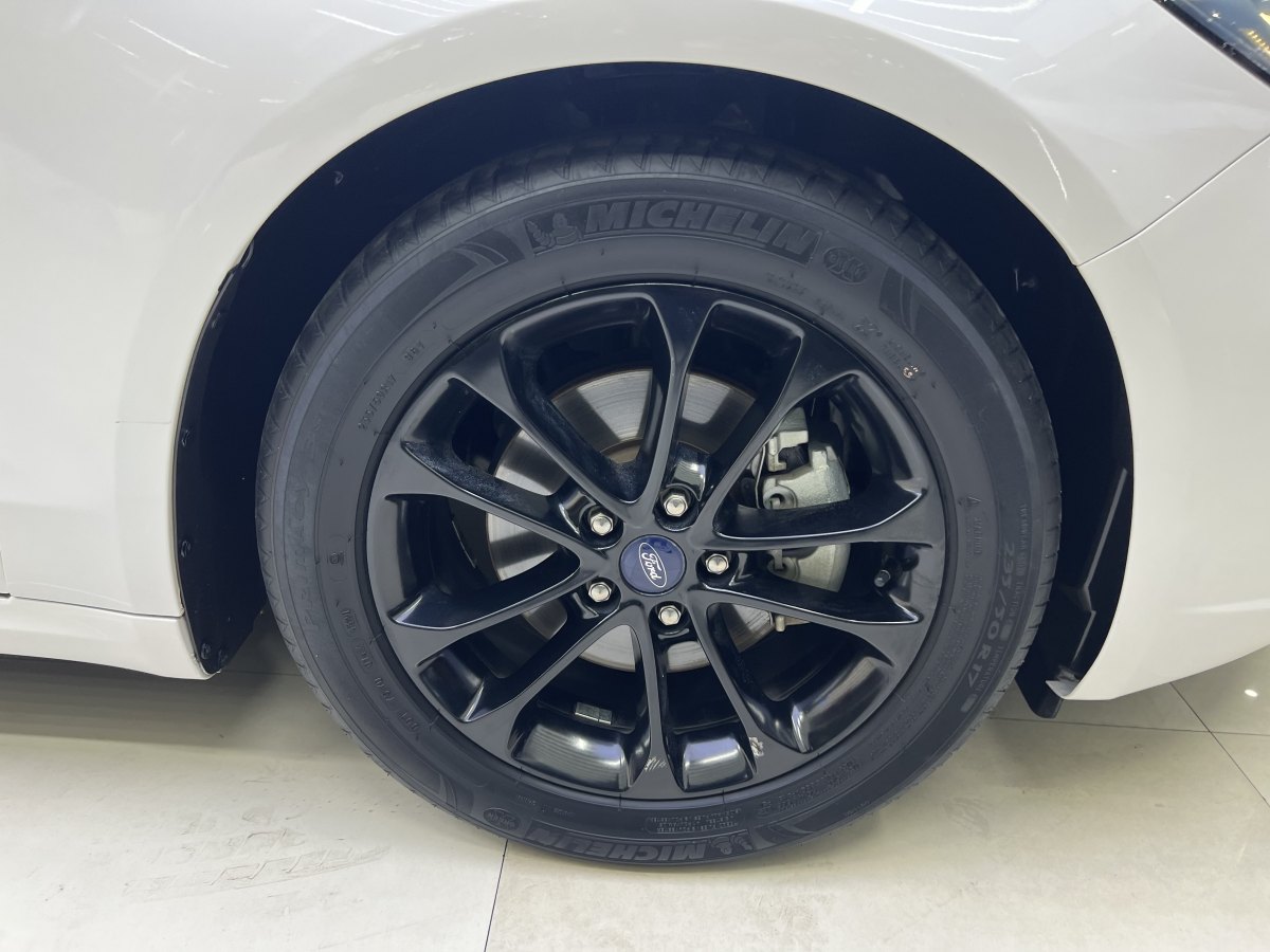 2020年11月福特 蒙迪歐  2020款 EcoBoost 180 時尚型