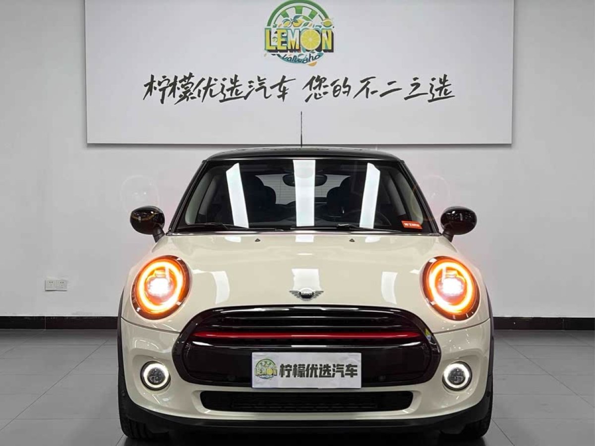 MINI MINI  2020款 1.5T COOPER 藝術(shù)家圖片