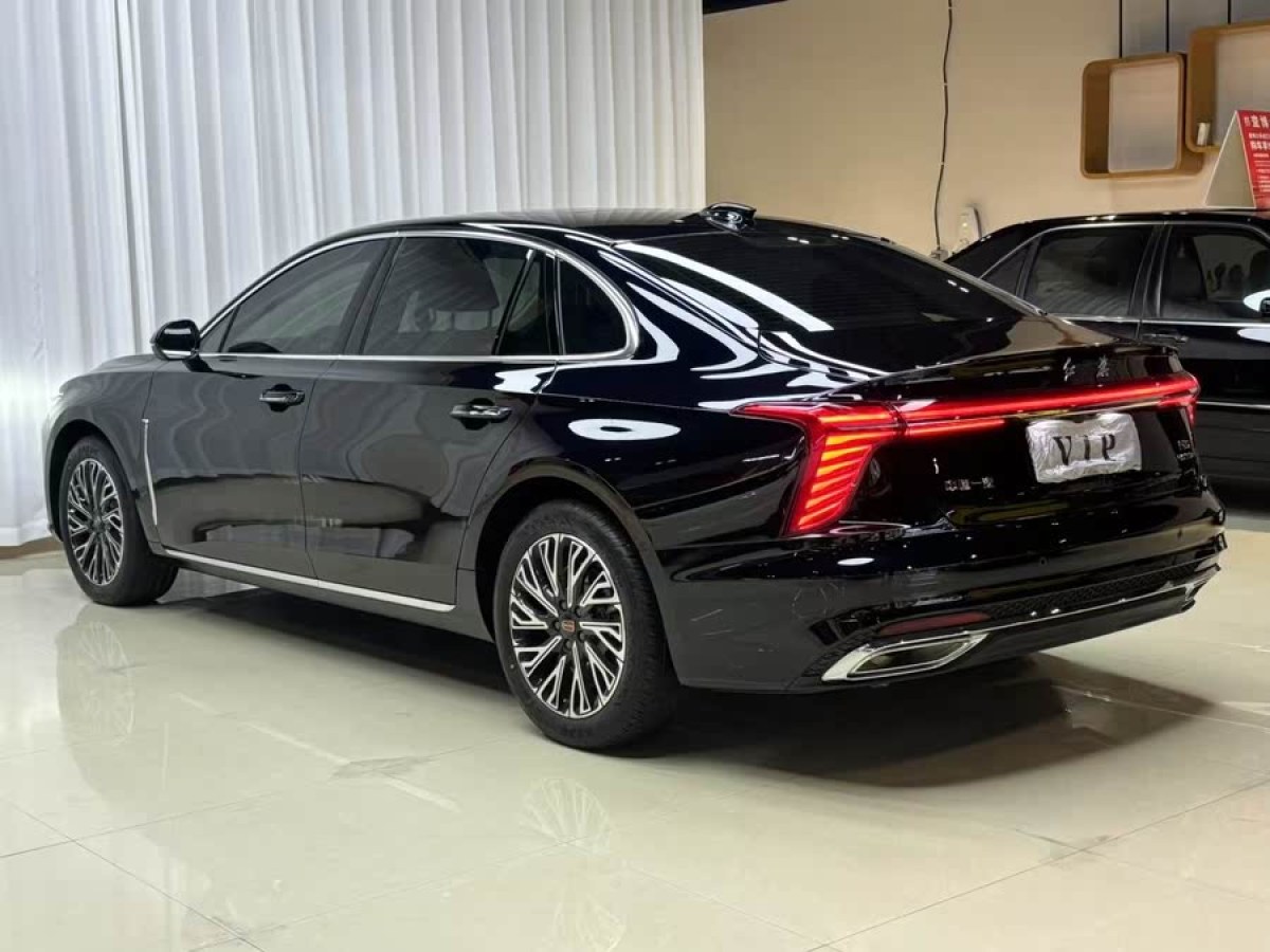 紅旗 H5  2025款 2.0T 自動旗暢50萬輛紀(jì)念版圖片