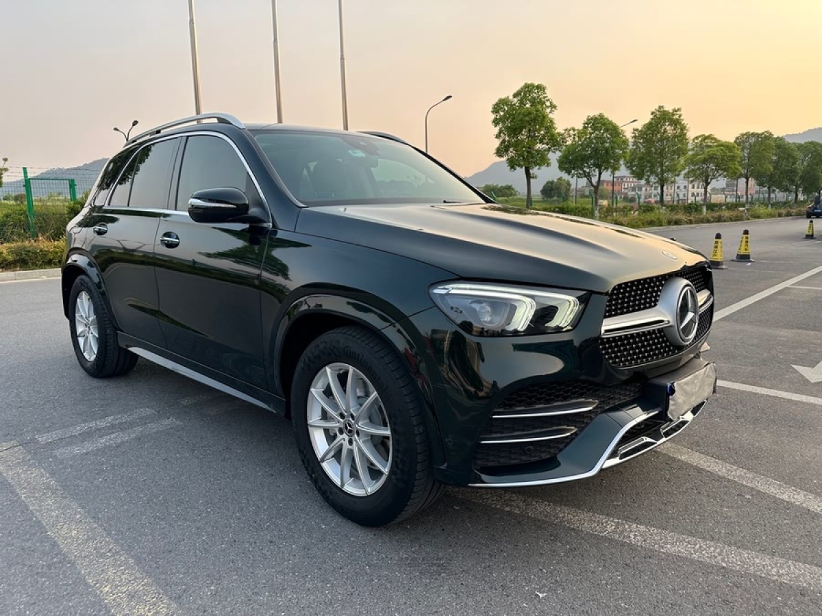 奔馳 奔馳GLE  2024款 改款 GLE 350 4MATIC 時(shí)尚型圖片