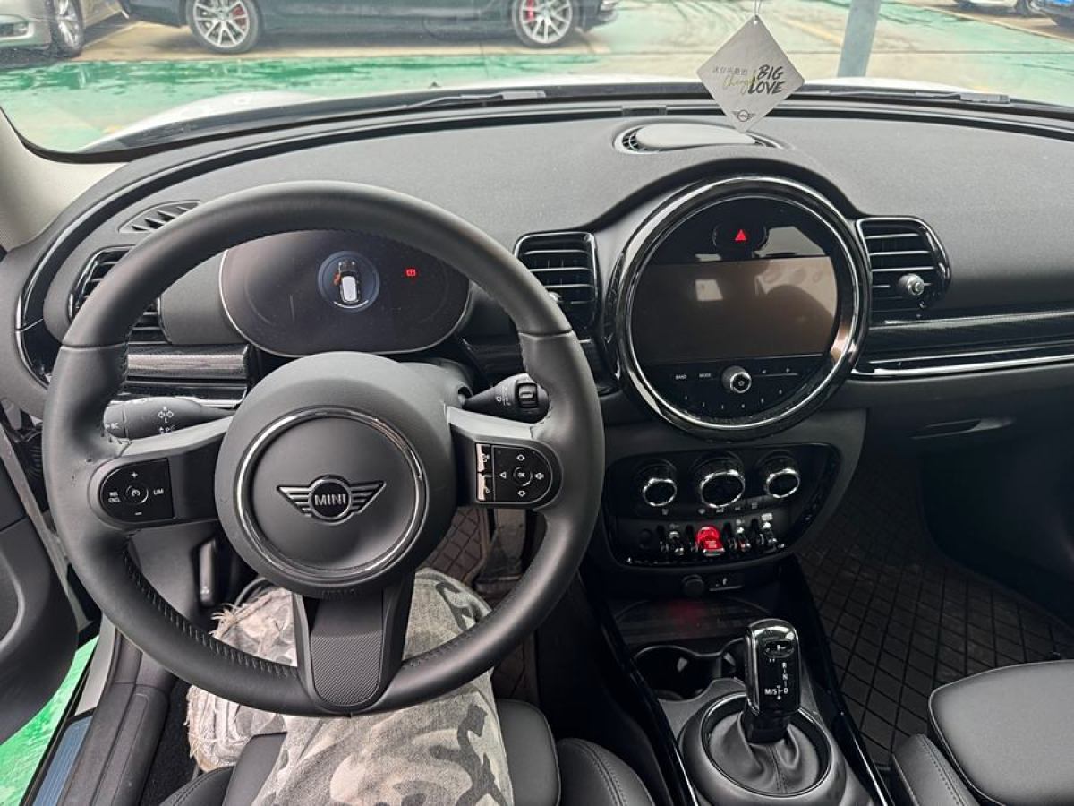 MINI CLUBMAN  2023款 改款 1.5T COOPER 經(jīng)典派圖片