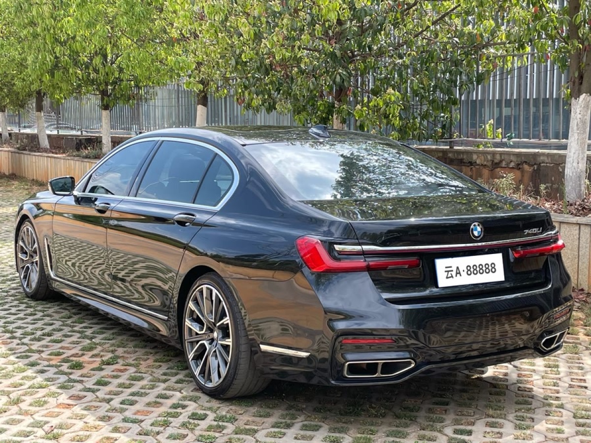 寶馬 寶馬7系  2016款 740Li 領(lǐng)先型圖片