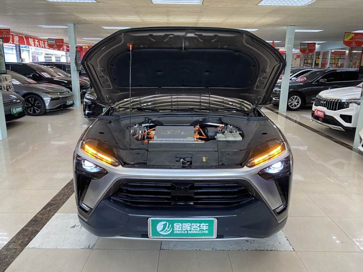 蔚來 ES8  2020款 415KM 基準(zhǔn)版 六座版圖片