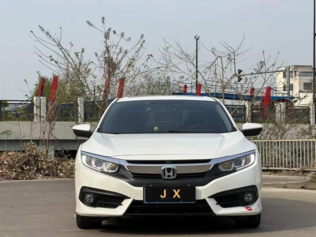 本田 思域  2016款 220TURBO CVT豪華版圖片