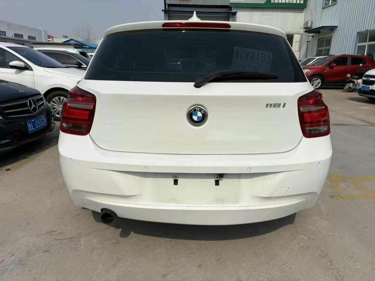寶馬 寶馬5系  2014款 528i xDrive 2.0T 設(shè)計套裝圖片