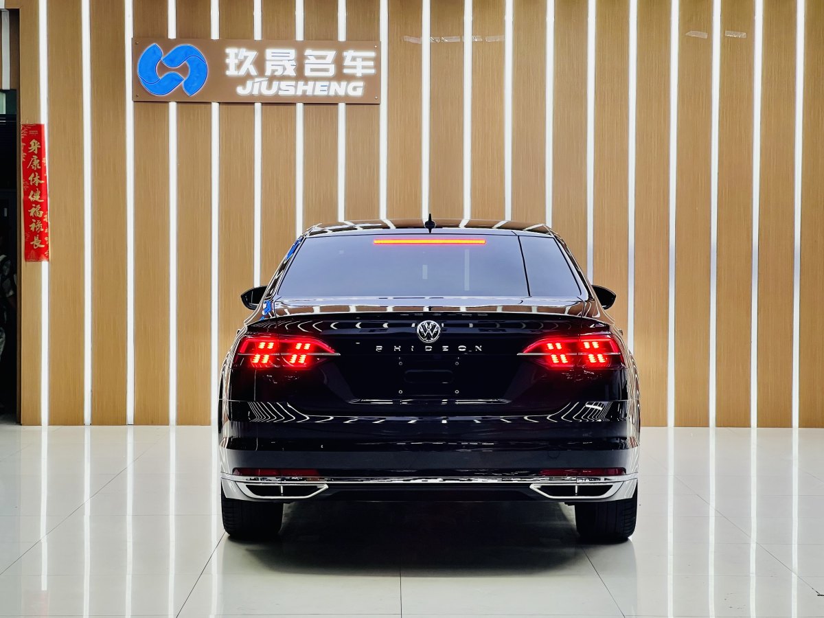 大眾 輝昂  2018款 改款 380TSI 兩驅(qū)商務(wù)版圖片