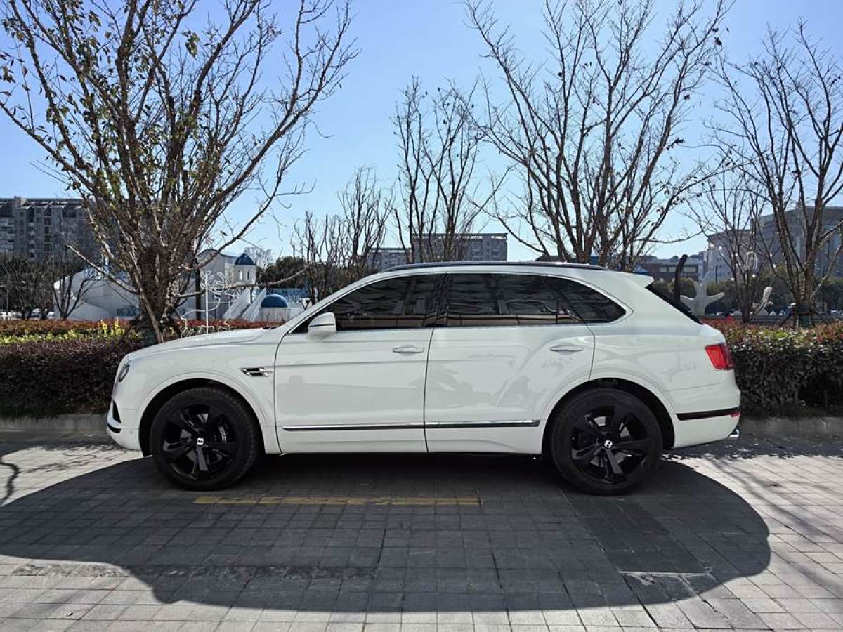 賓利 添越  2018款 4.0T V8圖片