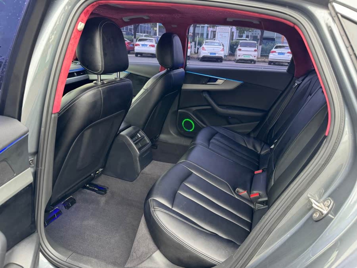 奧迪 奧迪A4L  2018款 30周年年型 40 TFSI 進取型圖片