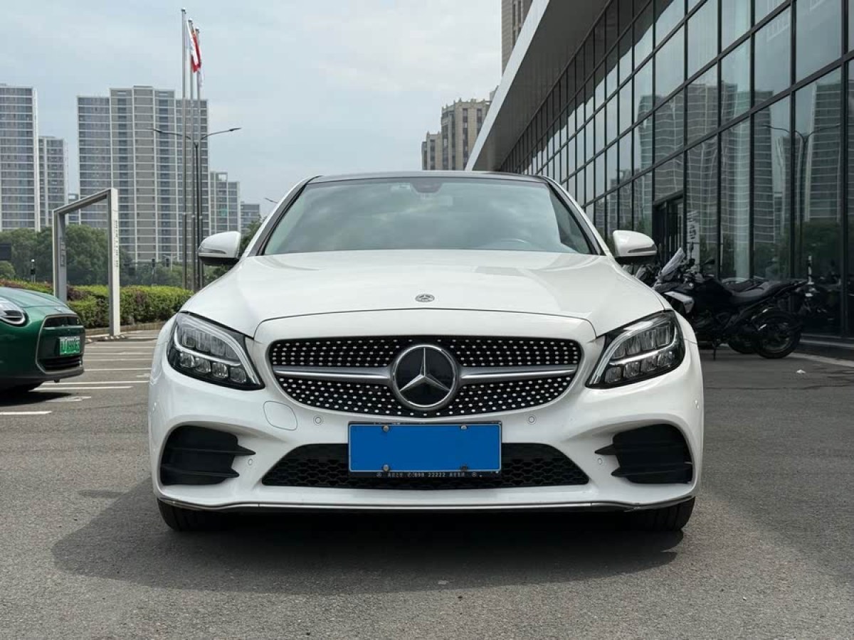 奔馳 奔馳C級  2019款 改款 C 260 L 運動版圖片