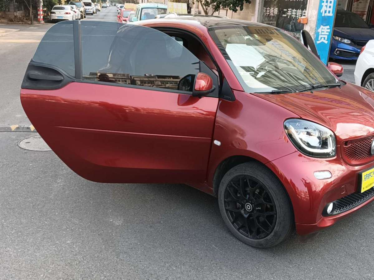 smart fortwo  2018款 1.0L 52千瓦巧克力特別版圖片