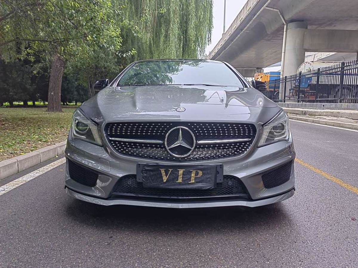 2014年5月奔馳 奔馳CLA級(jí)  2014款 CLA 260 4MATIC