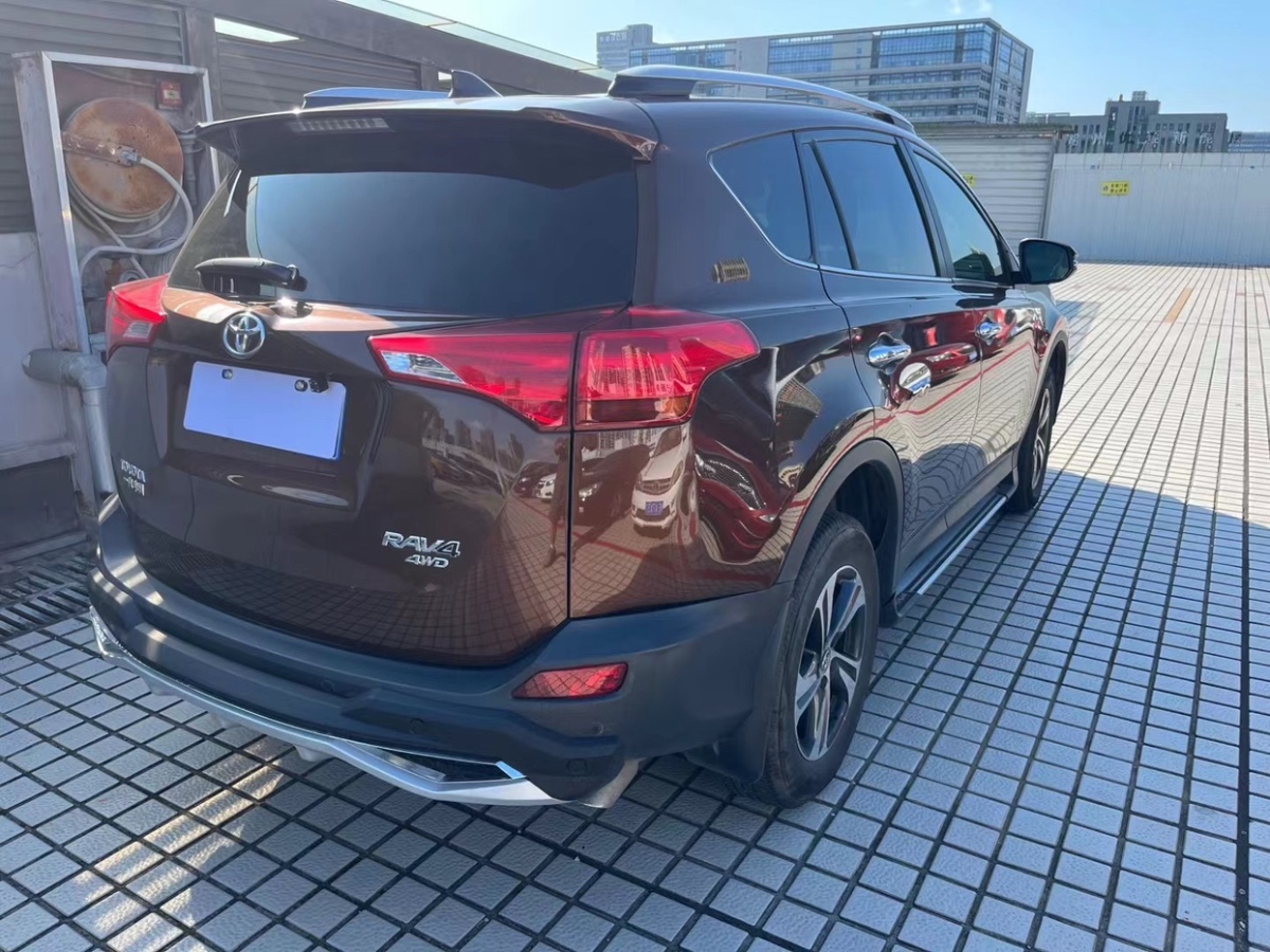 豐田 RAV4榮放  2015款 2.0L CVT四驅(qū)新銳版圖片