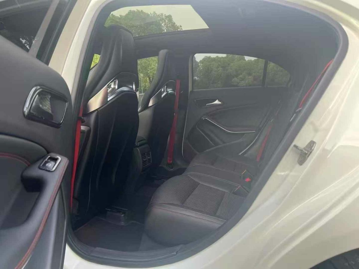 奔馳 奔馳A級AMG  2018款 AMG A 45 4MATIC 臻藏版圖片