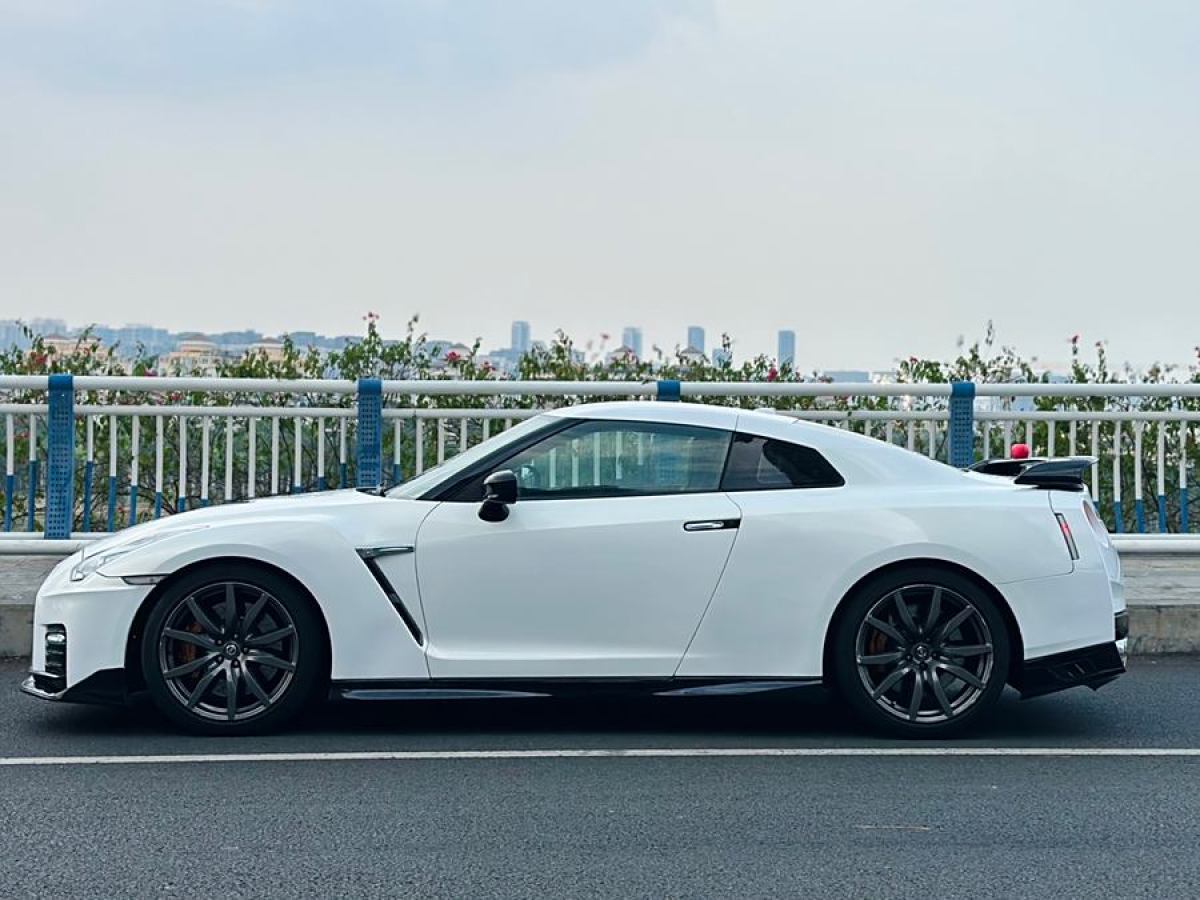 日產(chǎn) GT-R  2009款 R35圖片