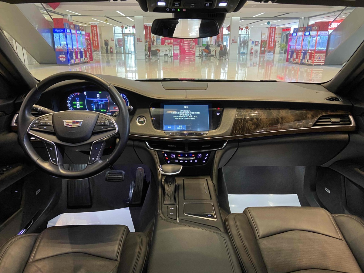 凱迪拉克 CT6  2017款 28T 豪華型圖片