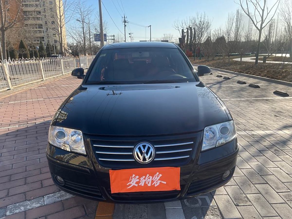 大眾 Passat領(lǐng)馭  2007款 2.0L 自動(dòng)標(biāo)準(zhǔn)型圖片