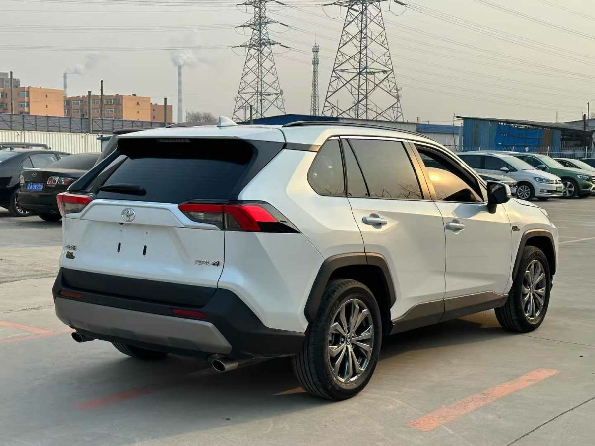 豐田 RAV4榮放  2013款 2.0L CVT兩驅(qū)都市版圖片