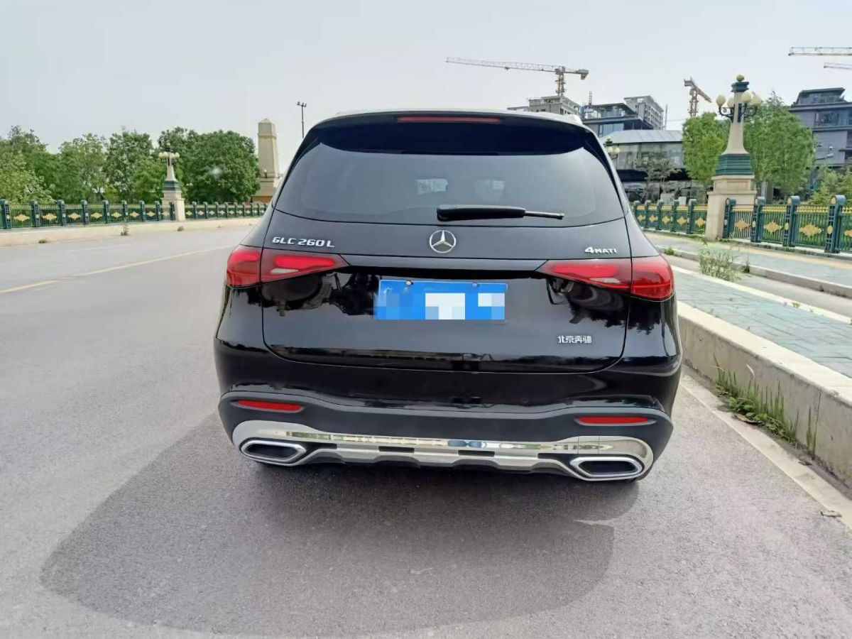 奔馳 奔馳GLC  2023款 GLC 300 4MATIC 轎跑SUV圖片