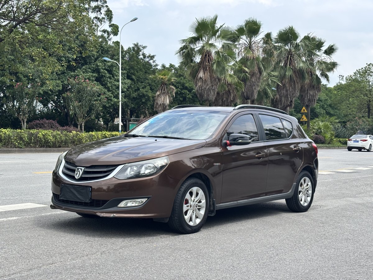 寶駿 610  2014款 CROSS 1.5L 手動標準型圖片