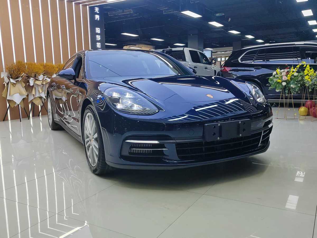 2018年11月保時捷 Panamera新能源  2021款 Panamera 4 E-Hybrid 行政加長版 2.9T