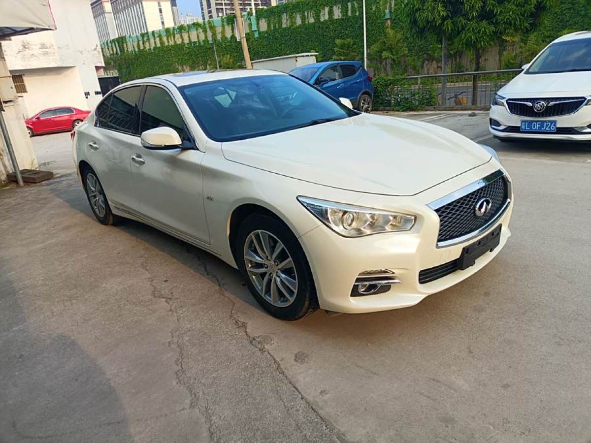 英菲尼迪 Q50L  2015款 2.0T 舒適版圖片