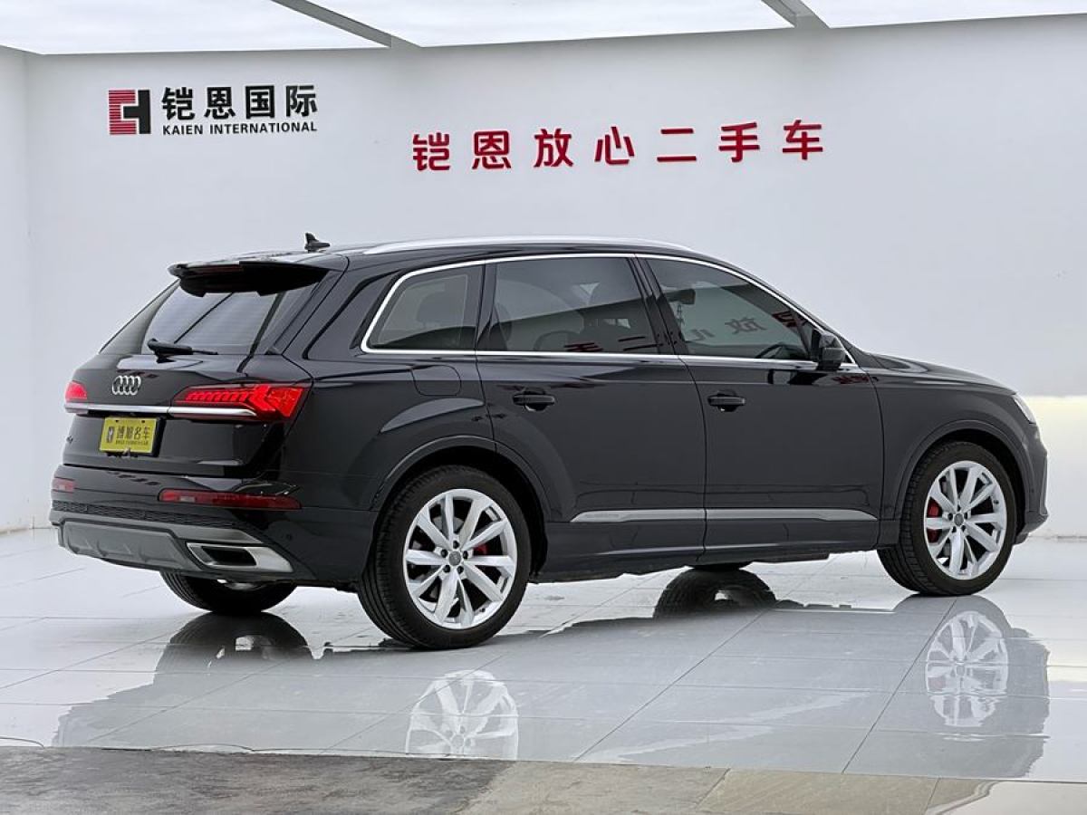 奧迪 奧迪Q7  2024款 55 TFSI quattro S line運動型圖片