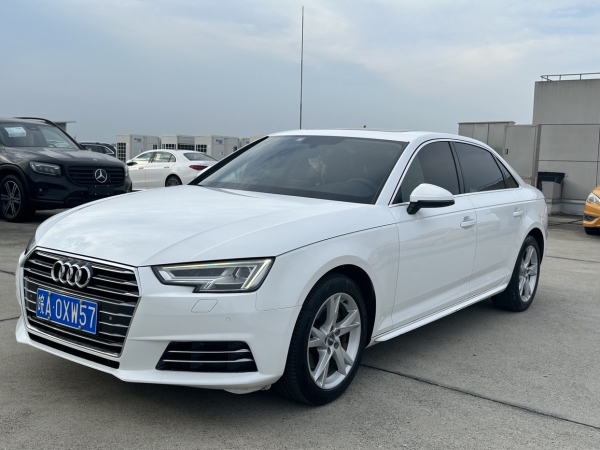 奥迪 奥迪A4L  2018款 30周年年型 40 TFSI 进取型