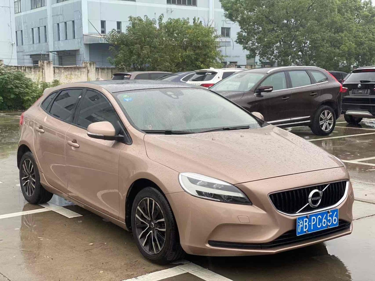 沃爾沃 V40  2016款 T3 智尚版圖片