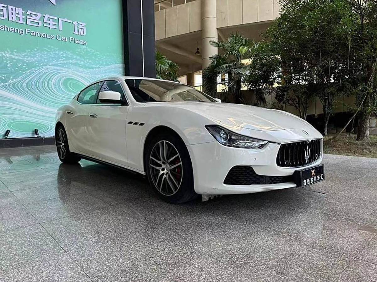 瑪莎拉蒂 Ghibli  2014款 3.0T 標(biāo)準(zhǔn)版圖片