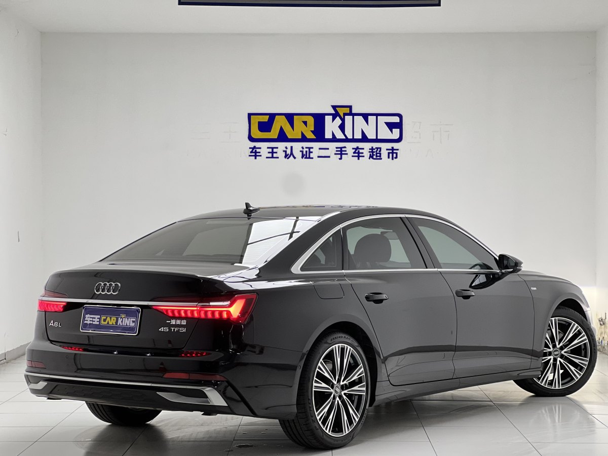 奧迪 奧迪A6L  2023款 改款 45 TFSI 臻選動感型圖片