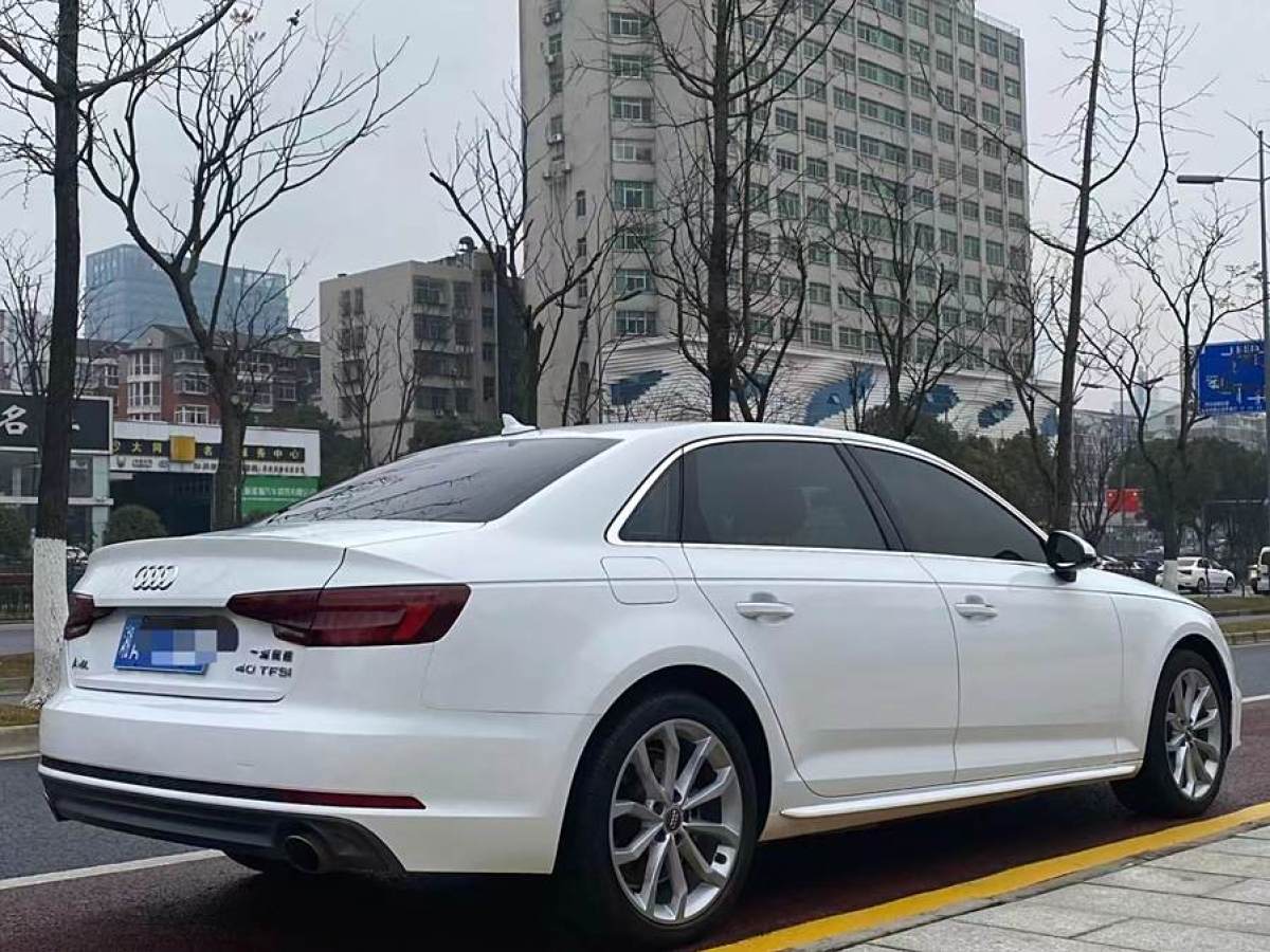 2019年1月奧迪 奧迪A4L  2019款 40 TFSI 時(shí)尚型 國V