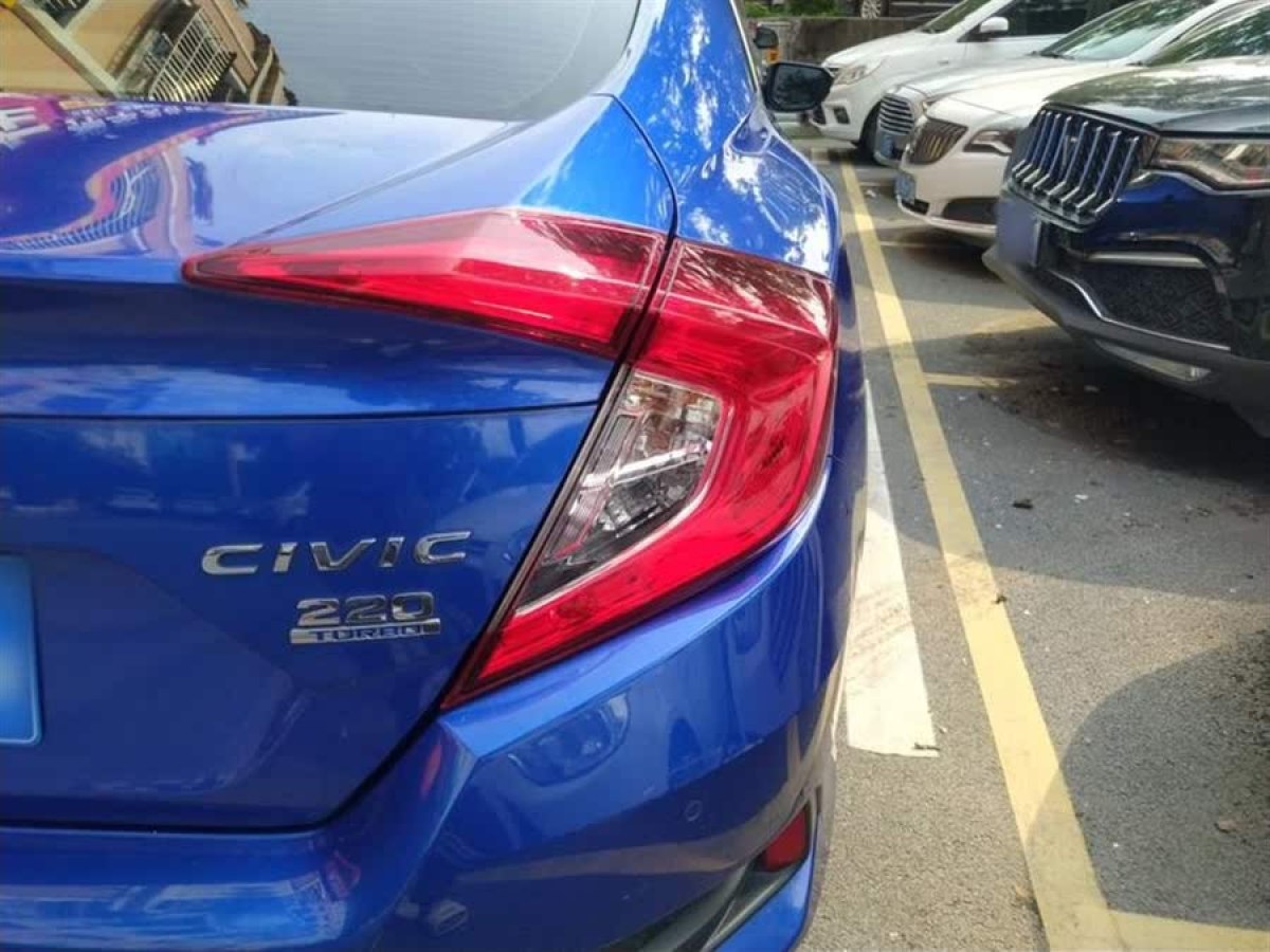 本田 思域  2016款 220TURBO CVT豪華版圖片