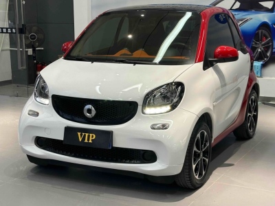 2017年11月 smart fortwo 1.0L 52千瓦硬頂激情版圖片