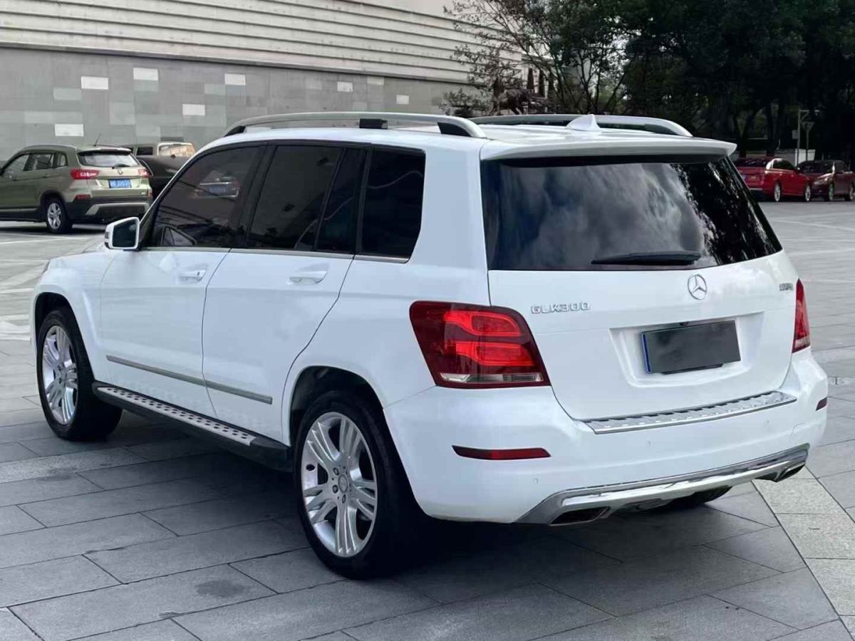 奔馳 奔馳GLK級(jí)  2014款 GLK 260 4MATIC 動(dòng)感型圖片