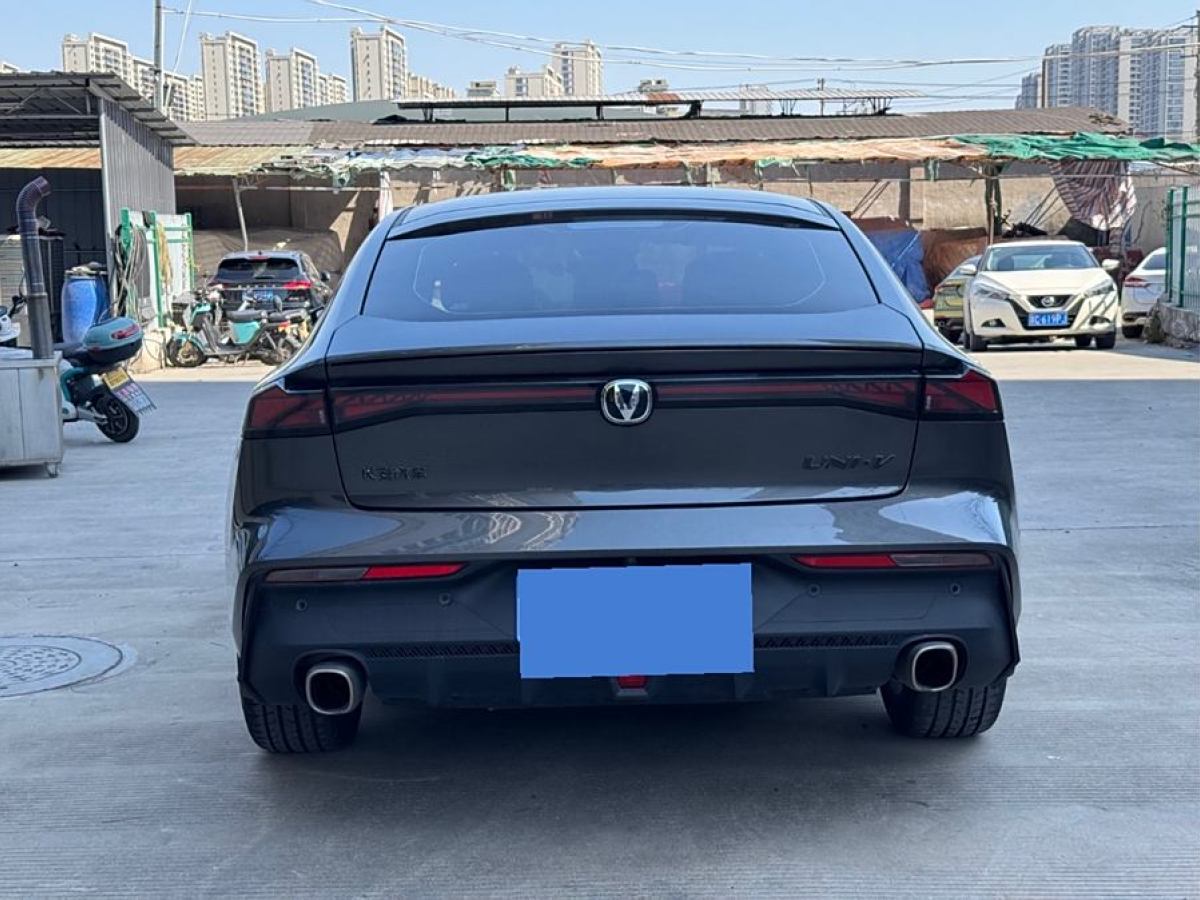 長安 長安UNI-V  2022款 1.5T 智慧領(lǐng)航型圖片