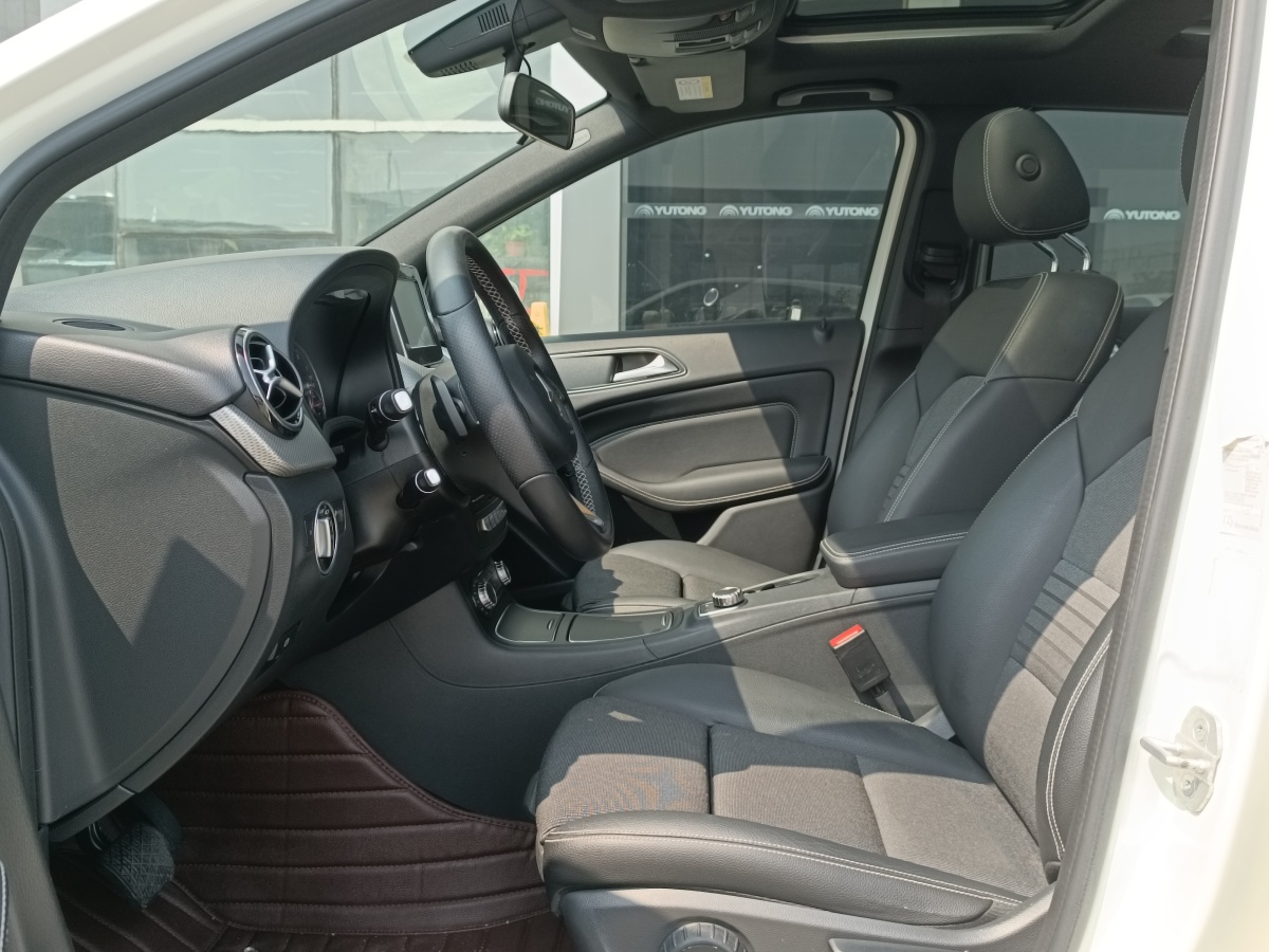 2016年4月奔驰 奔驰B级  2022款 改款 B 200 动感型