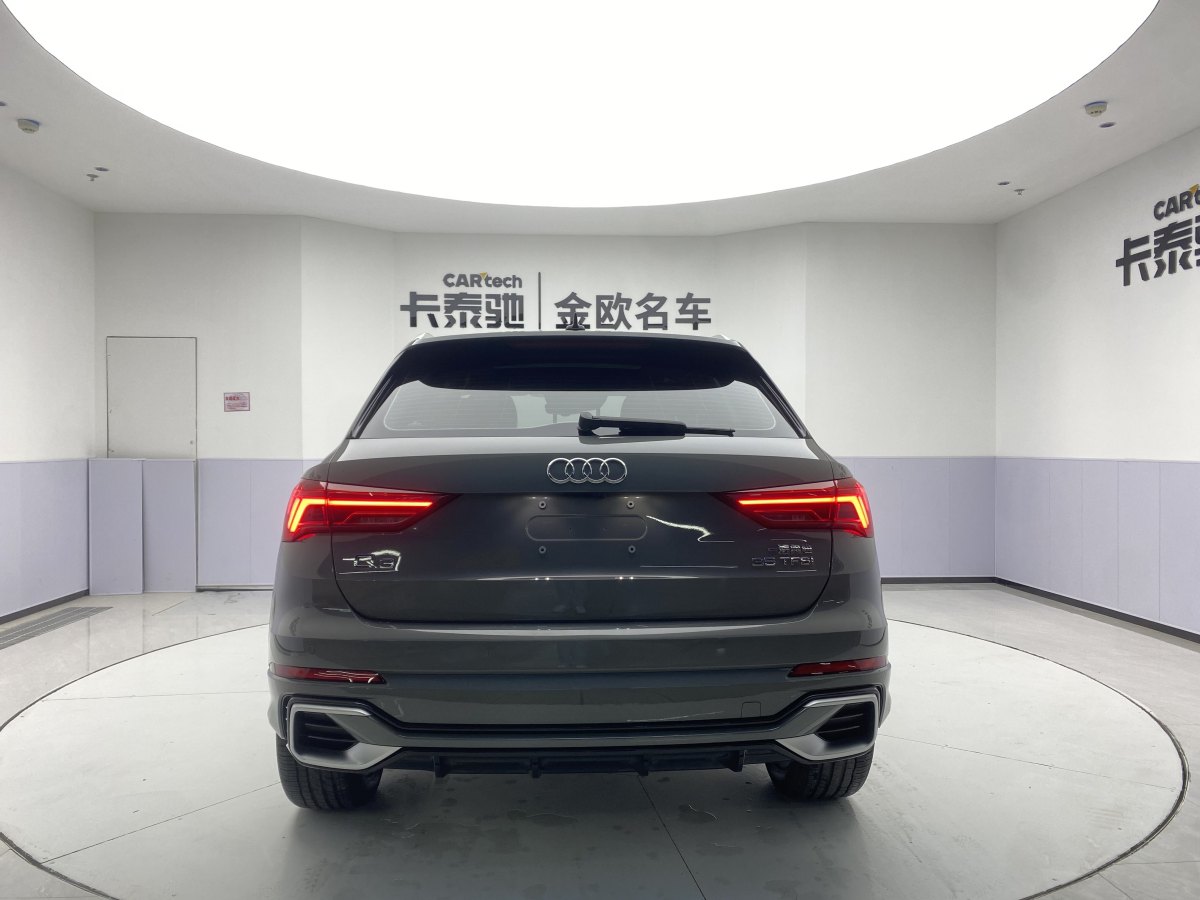 奧迪 奧迪Q3  2024款 35 TFSI 時(shí)尚動(dòng)感型圖片