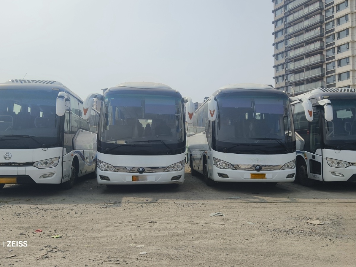 2019年5月多台国五38座有高级公告和营运转籍宇通6906旅游车