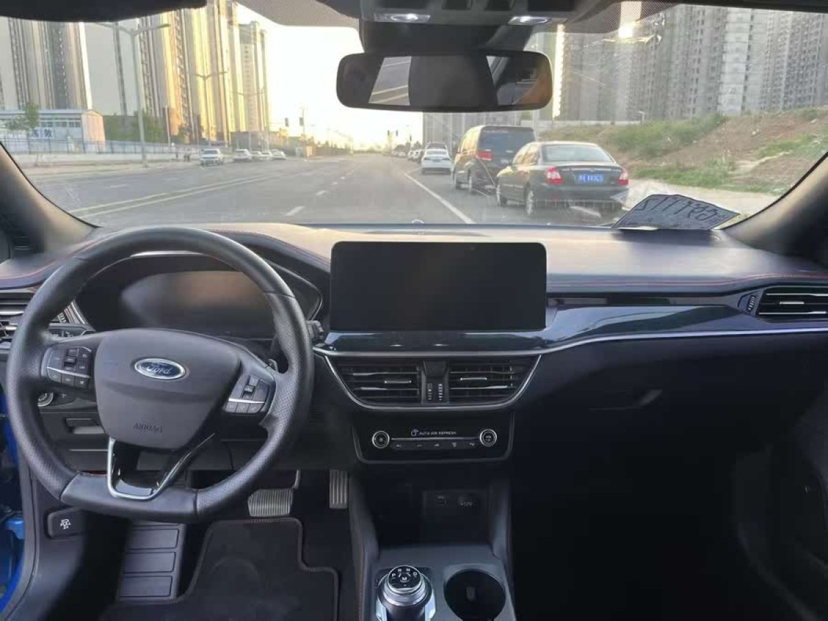 福特 ?？怂? 2021款 兩廂 EcoBoost 180 自動(dòng)ST Line圖片