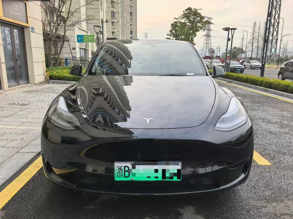 2023年1月特斯拉 Model S  2023款 三電機(jī)全輪驅(qū)動(dòng) Plaid版