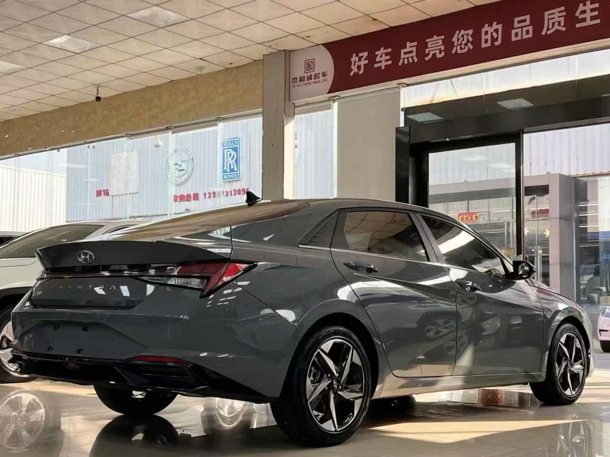 現(xiàn)代 伊蘭特  2021款 1.5L LUX尊貴版圖片