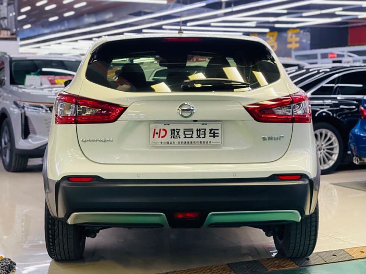 日產(chǎn) 逍客  2021款 2.0L CVT豪華版圖片