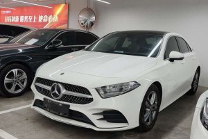 奔馳A級 奔馳 改款 A 180 L 運(yùn)動(dòng)轎車