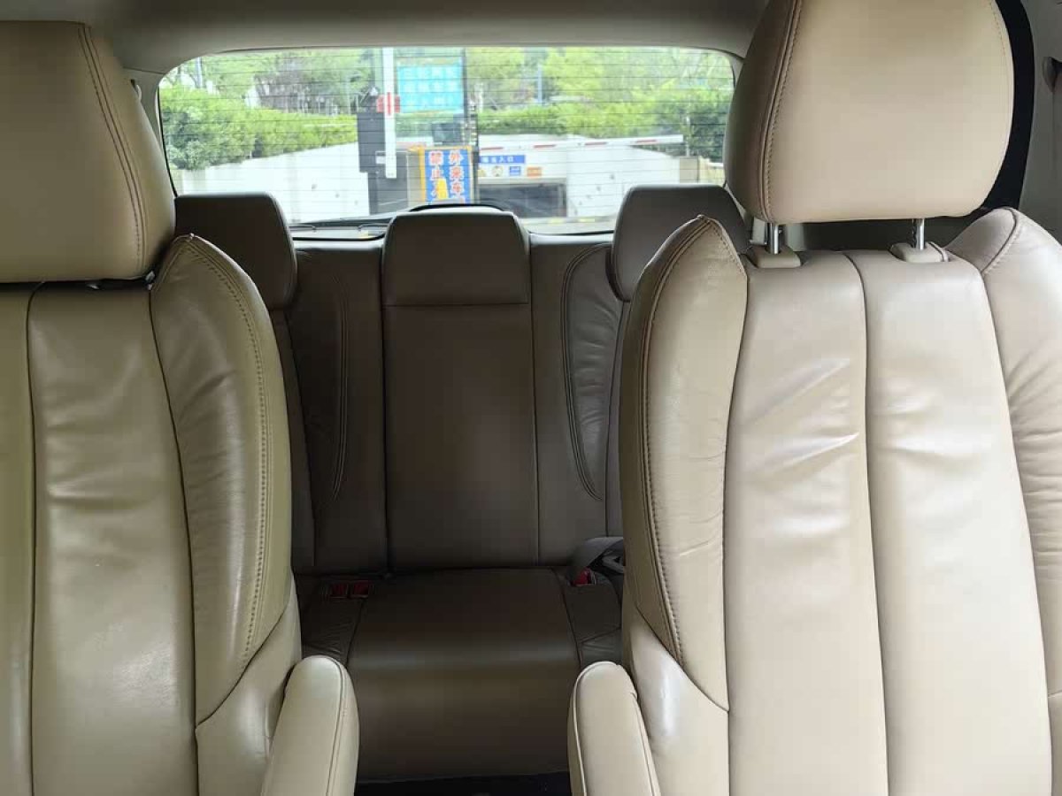 別克 GL8  2014款 2.4L CT豪華商務(wù)舒適版圖片