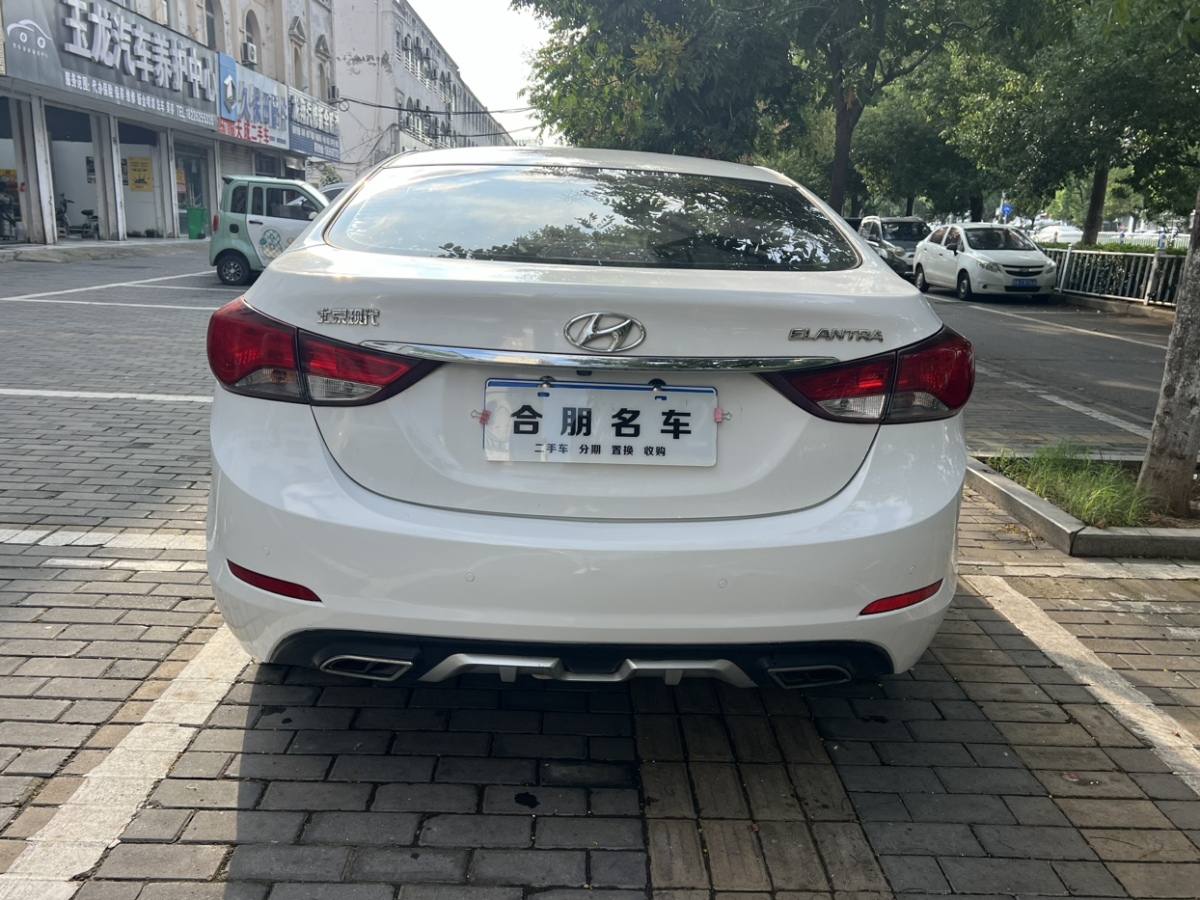 現(xiàn)代 朗動  2016款 1.6L 自動尊貴型圖片