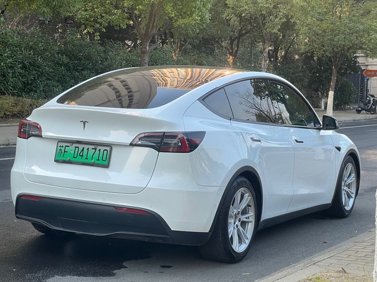 特斯拉 Model 3  2021款 改款 標準續(xù)航后驅升級版圖片